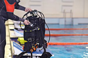 scuba diving equipment cylinders