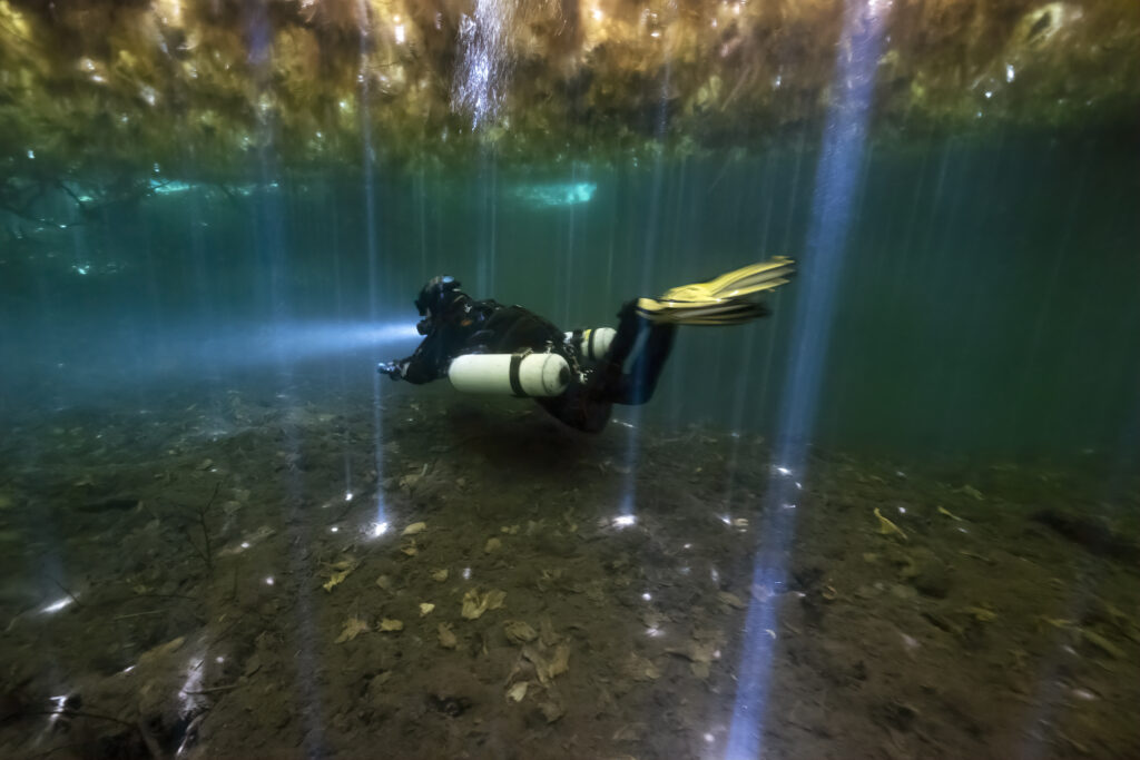 side mount SCUBA
